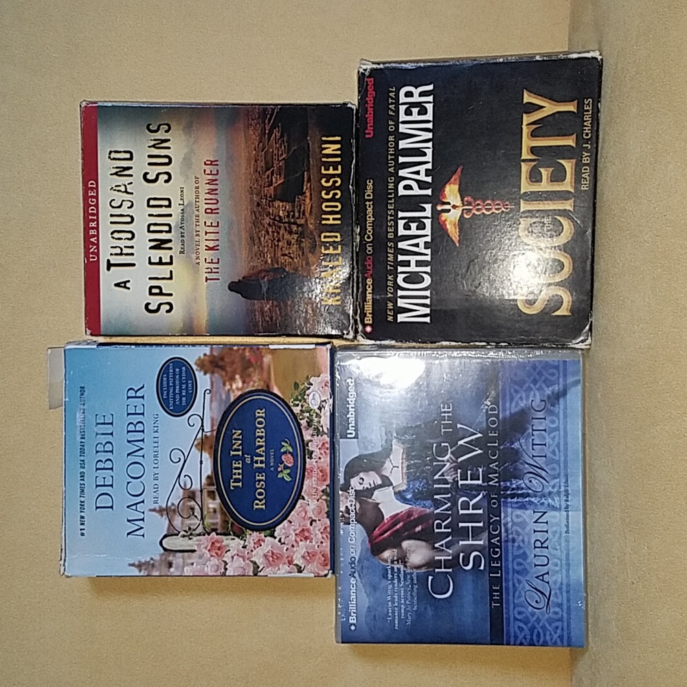 4 books on cds michael palmer, debbie macomber, laurin sitting, Khaled hosseini